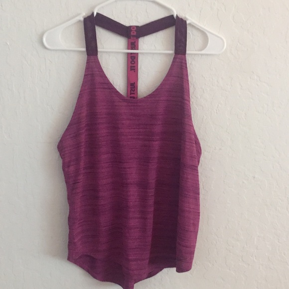 Nike Tops - Nike workout tank